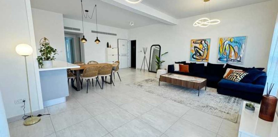 3 dormitorios Apartment en Limassol, Cyprus No. 73940