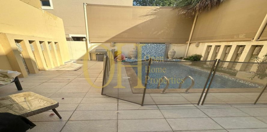 5 bedrooms Townhouse in Al Raha Gardens, UAE No. 10168