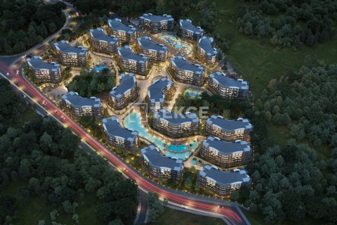 3+1 Apartment in Basiskele, Turkey No. 14095 7