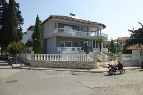 5 bedrooms Villa in Pieria, Greece No. 60127 1