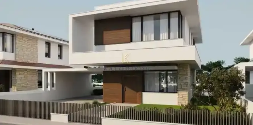 4 bedrooms House in Larnaca, Cyprus No. 29309