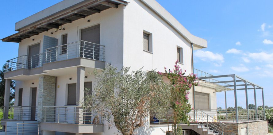 2 bedrooms Maisonette in Korinos, Greece No. 54403