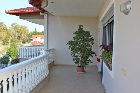 4 dormitorios House en Katerini, Greece No. 55233 9