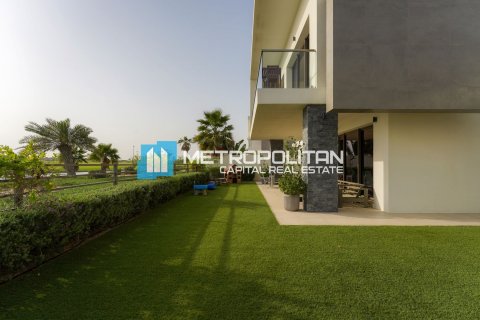 4 bedrooms Villa on the Yas Island, UAE No. 7495 28