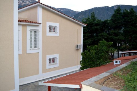 6 bedrooms Villa in Loutraki, Greece No. 59610 2