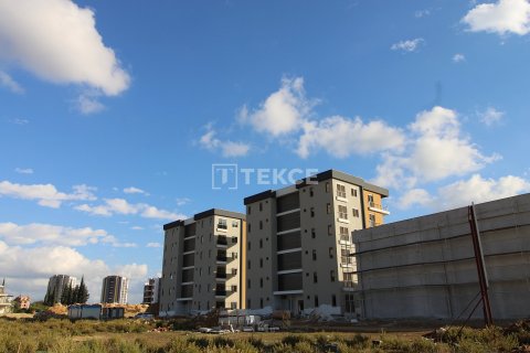 2+1 Apartment in Aksu, Turkey No. 11955 14