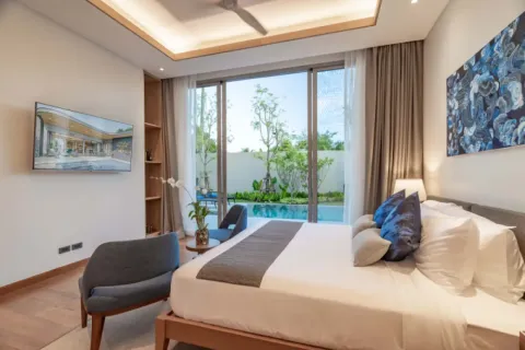 4 bedrooms Villa in Phuket, Thailand No. 2972 14