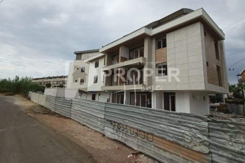 4 rooms Appartement à Muratpasa, Turkey No. 18078 6