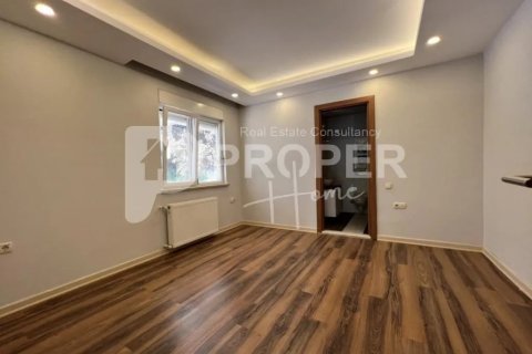 5 rooms Apartment in Konyaalti, Turkey No. 22156 8