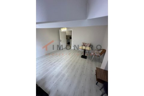 5+1 Appartement à Bagcilar, Turkey No. 21873 16