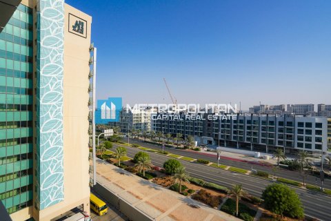 3 bedrooms Apartment in Al Raha Beach, UAE No. 10383 2