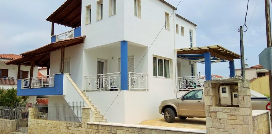 5 bedrooms House in Chalkidiki, Greece No. 58158