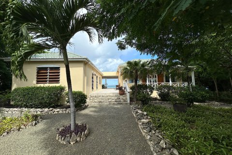 2 dormitorios Villa en Long Bay, Antigua and Barbuda No. 61382 4