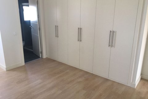 3 dormitorios Apartment en Madrid, Spain No. 26130 5