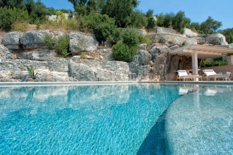 650m² Villa en Corfu, Greece No. 59219 5