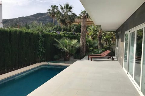 4 bedrooms Villa in Albir, Spain No. 27468 21