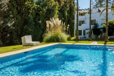 3 bedrooms Townhouse in Nueva Andalucia, Spain No. 27389 21