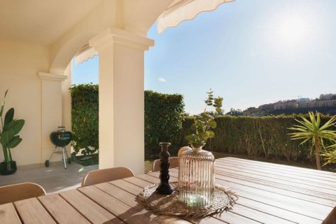 3 bedrooms Apartment in Benahavis, Spain No. 27430 3