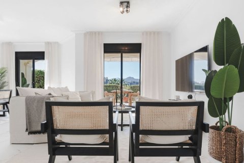 3 chambres Appartement à Benahavis, Spain No. 27430 1