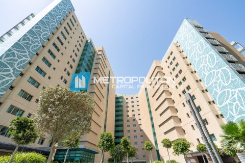 3 dormitorios Apartment en Al Raha Beach, UAE No. 10072 1