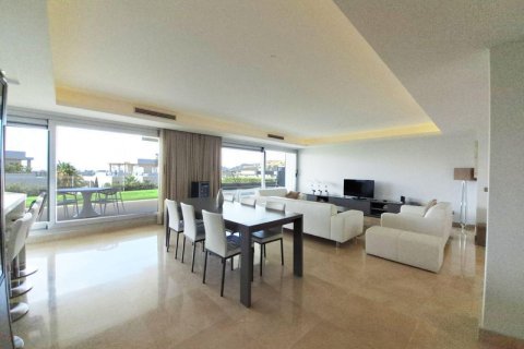 4 bedrooms Apartment in Benahavis, Spain No. 27495 12