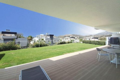 4 bedrooms Apartment in Benahavis, Spain No. 27495 16