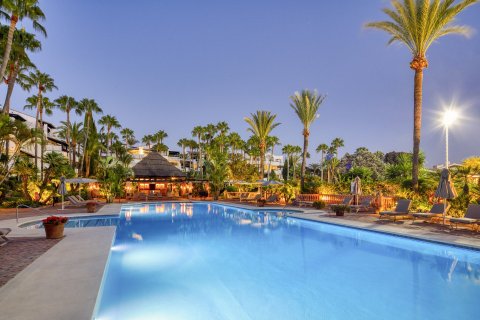 3 dormitorios Apartment en Marbella, Spain No. 27071 12