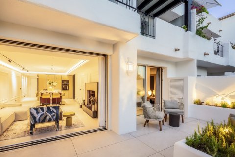 3 dormitorios Apartment en Marbella, Spain No. 27071 5