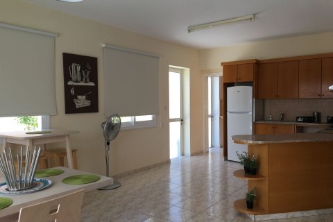 3 bedrooms Villa in Paphos, Cyprus No. 37558 4