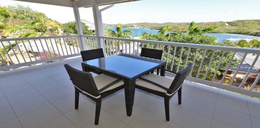 2 bedrooms Villa in Willikies, Antigua and Barbuda No. 61363