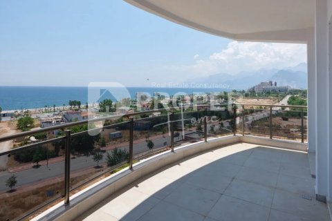 5 rooms Apartment in Konyaalti, Turkey No. 16252 7