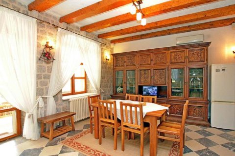 4 dormitorios House en Budva, Montenegro No. 66830 21