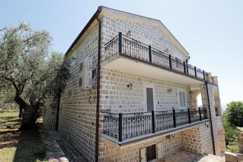 4 dormitorios House en Budva, Montenegro No. 66830 11