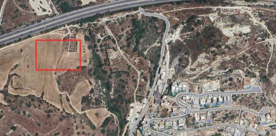 16846m² Land in Agios Tychonas, Cyprus No. 43918