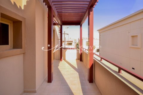 5 bedrooms Villa in Al Raha Golf Gardens, UAE No. 4200 17