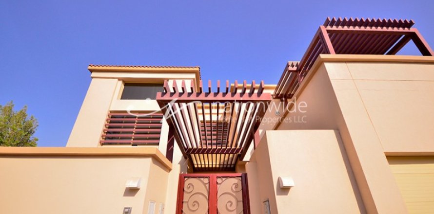 5 dormitorios Villa en Al Raha Golf Gardens, UAE No. 4200