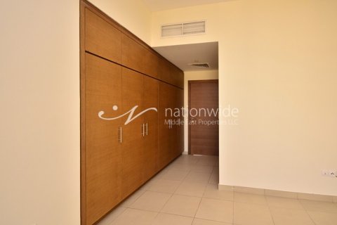 5 bedrooms Villa in Al Raha Golf Gardens, UAE No. 4200 11