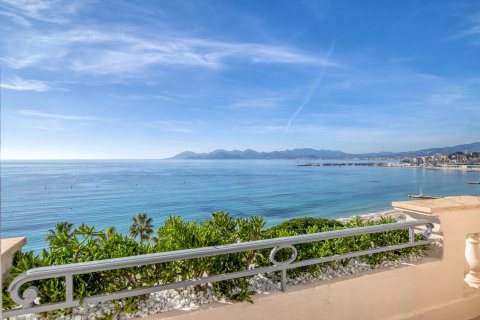 3 dormitorios Apartment en Cannes, France No. 67301 4