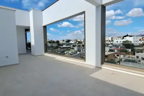 3 bedrooms Penthouse in Agios Athanasios, Cyprus No. 33142 1