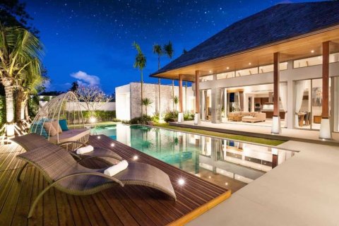 4 dormitorios Villa en Layan Beach, Thailand No. 1176 2