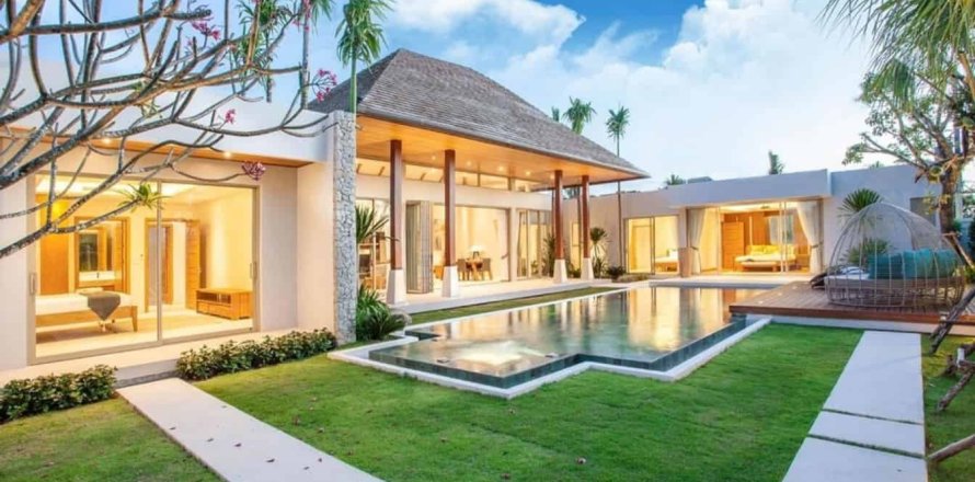 4 bedrooms Villa in Layan Beach, Thailand No. 1176