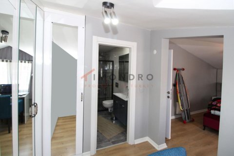 5+1 Appartement à Maltepe, Turkey No. 17866 11