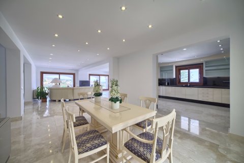 4 dormitorios House en Estepona, Spain No. 25225 9