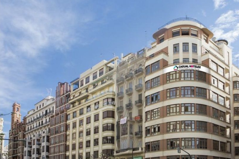 62 bedrooms Commercial property in Valencia, Spain No. 25295 1