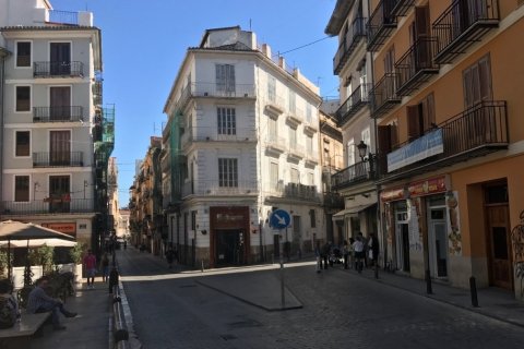 1145m² Commercial property à Valencia, Spain No. 25297 1