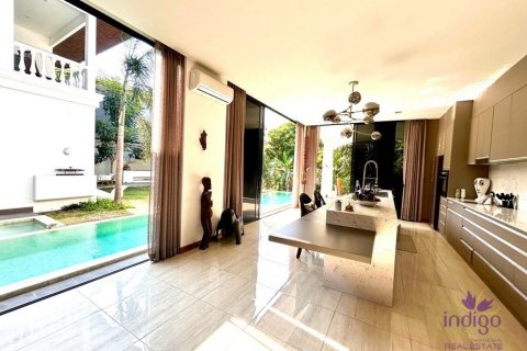 5 bedrooms House in Chiang Mai, Thailand No. 1571 23