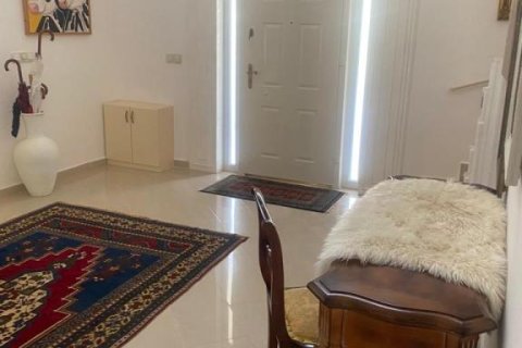 6 rooms Apartment in Oba, Turkey No. 21381 2