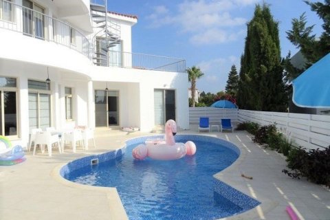 4 dormitorios House en Paphos, Cyprus No. 37163 4