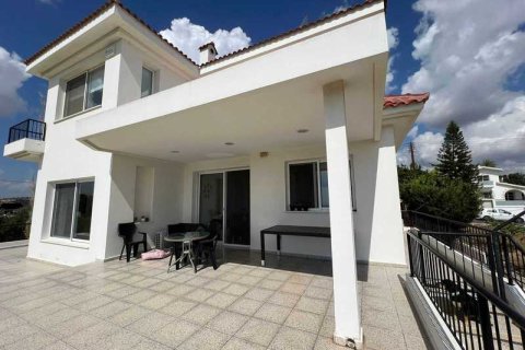 5 bedrooms Villa in Erimi, Cyprus No. 45368 2