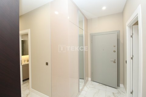 2+1 Apartment en Istanbul, Turkey No. 12329 11